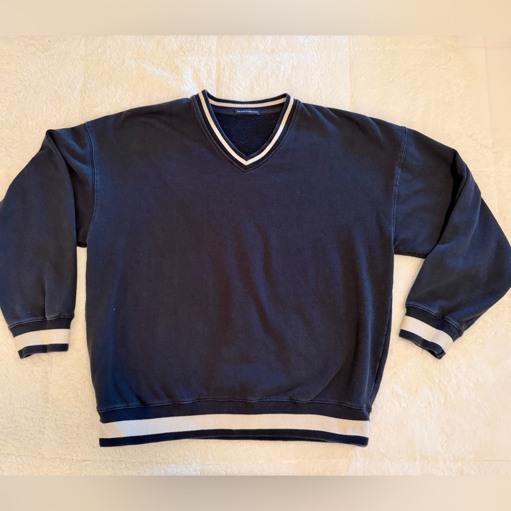 Brandy Melville Vintage Inspired Crewneck Sweatshirt - Picture 2 of 4